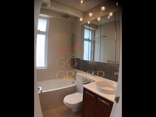 Mid Levels West - Peaksville Block 1 05