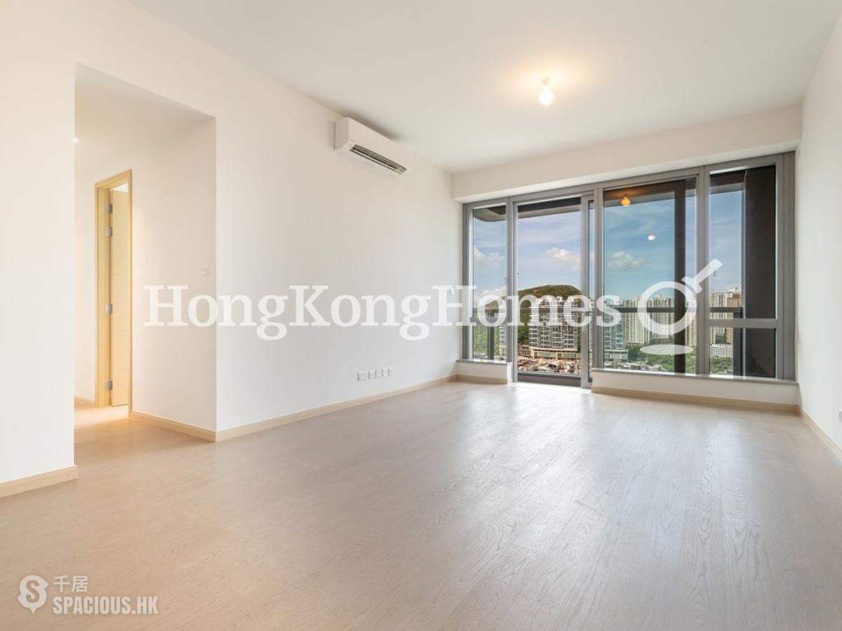 Wong Chuk Hang - The Southside 01