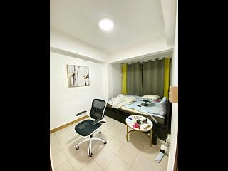 Happy Valley - 6-8, Shing Ping Street 05