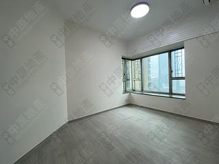West Kowloon - Sorrento Phase 1 Block 6 04