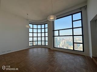 Mid Levels Central - Queen's Garden 12