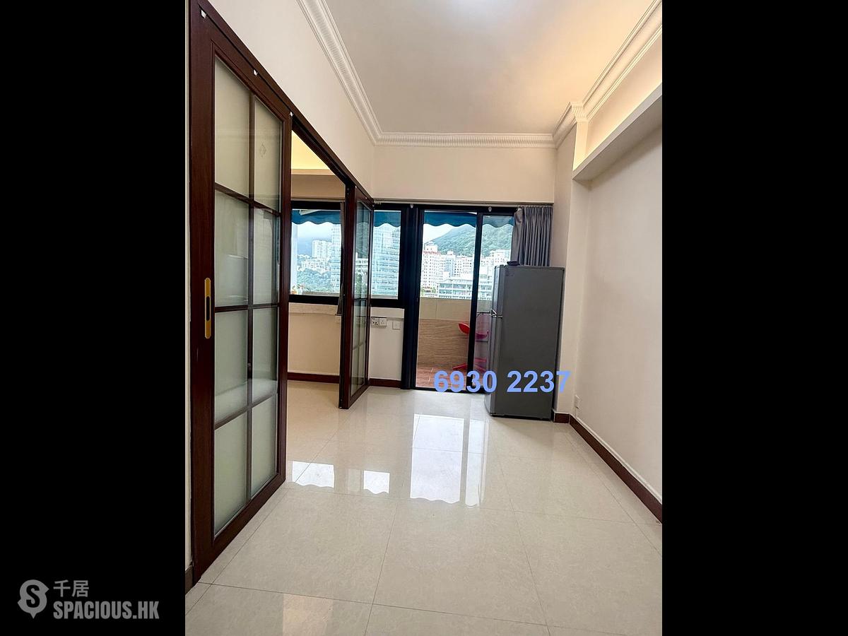Wan Chai - Wah To Building 01