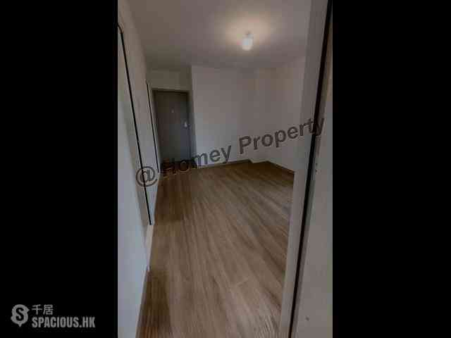 Wan Chai - Causeway Centre Block B 01