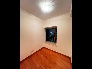 Wan Chai - The Zenith Phase 1 Block 2 03