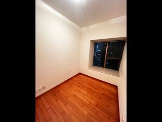 Wan Chai - The Zenith Phase 1 Block 2 08