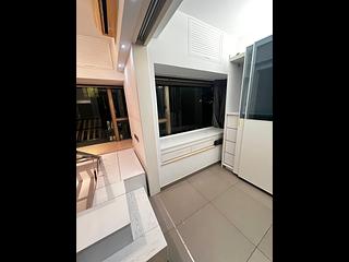 Wan Chai - The Zenith Phase 1 Block 2 04