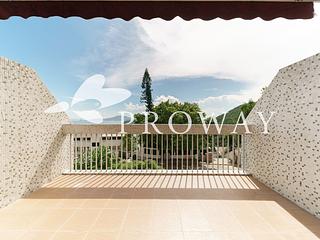 Chung Hom Kok - 30-36, Horizon Drive 03