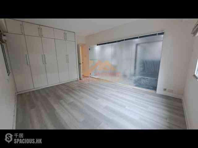 Mid Levels West - Skyline Mansion Block 2 07