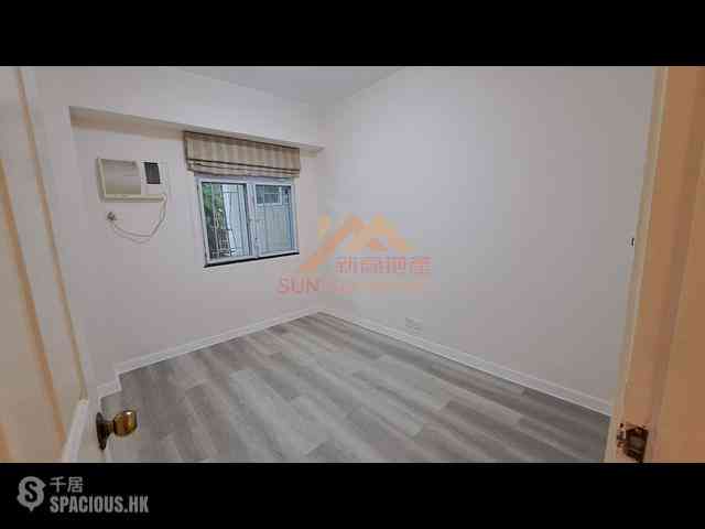 Mid Levels West - Skyline Mansion Block 2 16