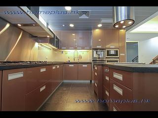 Clear Water Bay - Golden Lake Villa 05