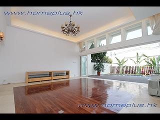 Clear Water Bay - Golden Lake Villa 02