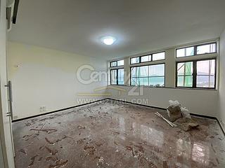 Chung Hom Kok - Cape Court 10