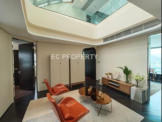 Repulse Bay - The Lily 10