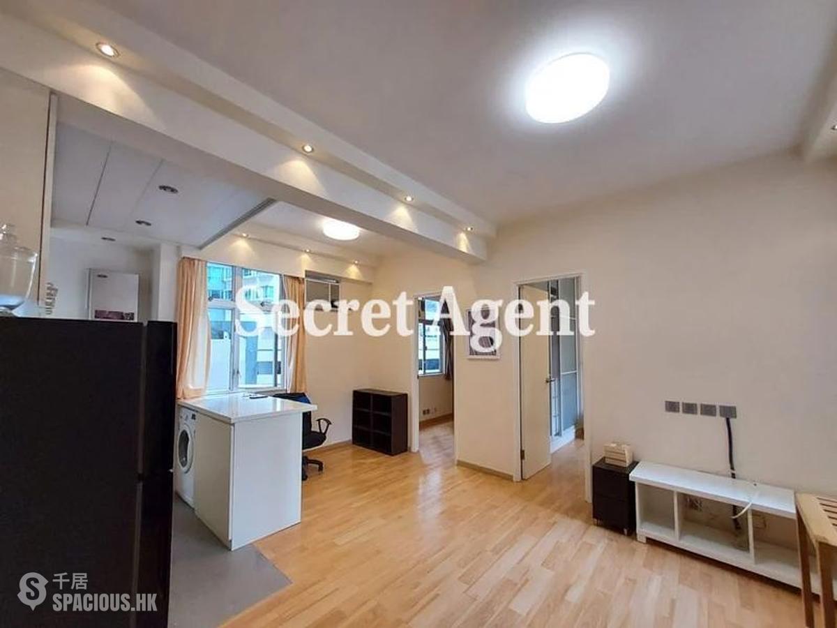 Mid Levels Central - Woodland Court 01