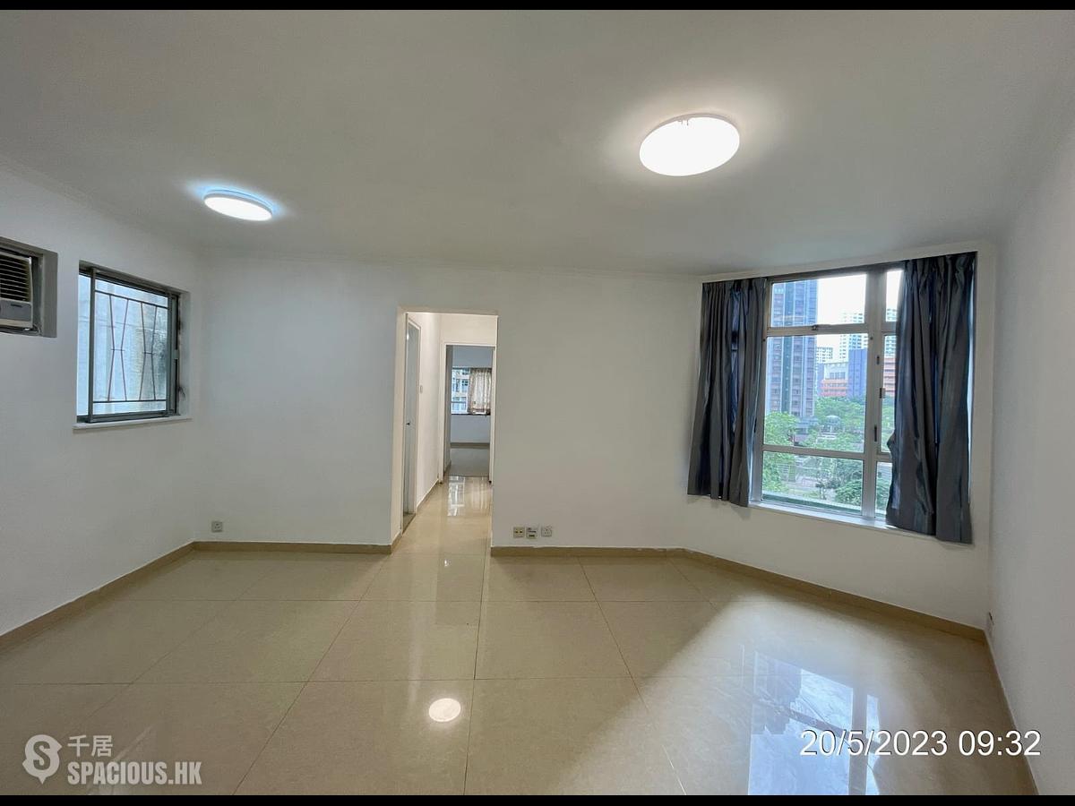 Ap Lei Chau - South Horizons Phase 3 Mei Wah Court (Block 22) 01