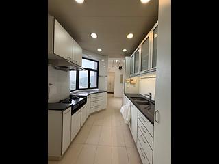 Jardines Lookout - Cavendish Heights Block 3 05