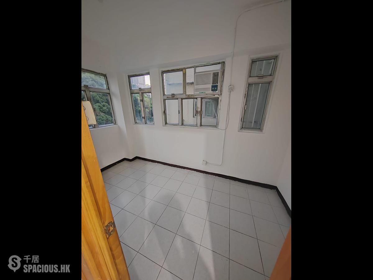 Kennedy Town - Hoi Tao Building 01