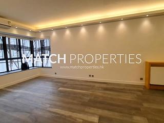Mid Levels Central - Elegant Terrace 02