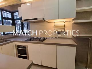 Mid Levels Central - Elegant Terrace 08