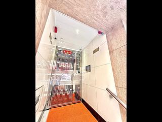 Wan Chai - Tung Shing (Sing) Building 11