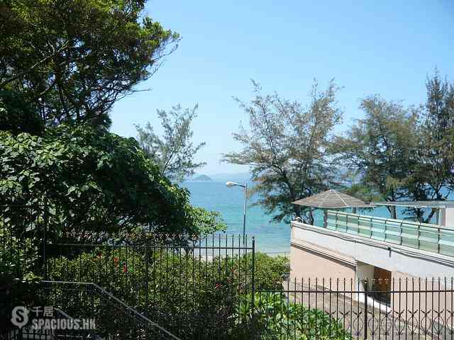 Clear Water Bay - Royal Castle 06