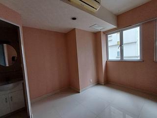 Wan Chai - Yue King Building 06