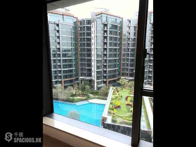 Gold Coast / So Kwun Wat - The Bloomsway 01
