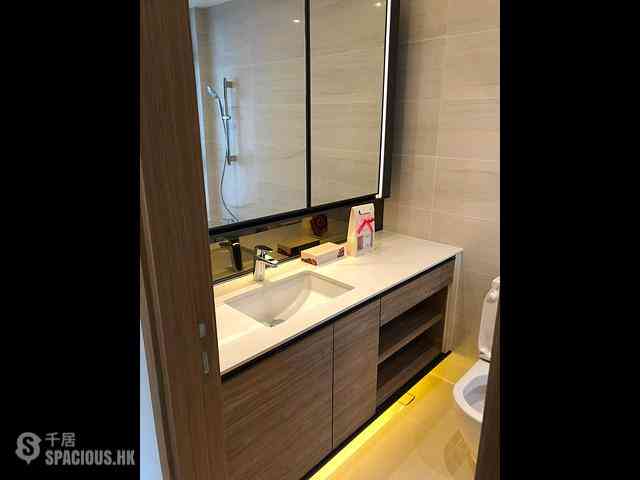 Gold Coast / So Kwun Wat - The Bloomsway 05