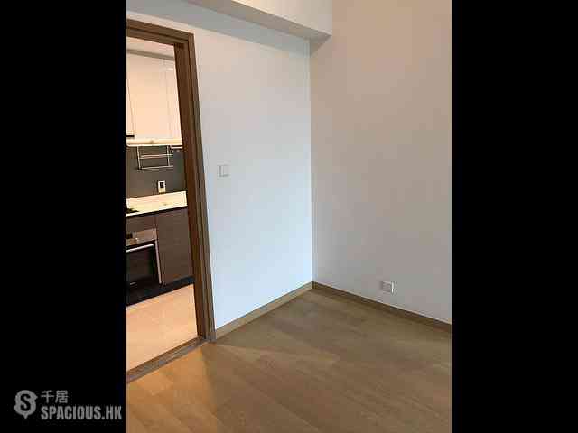 Gold Coast / So Kwun Wat - The Bloomsway 13