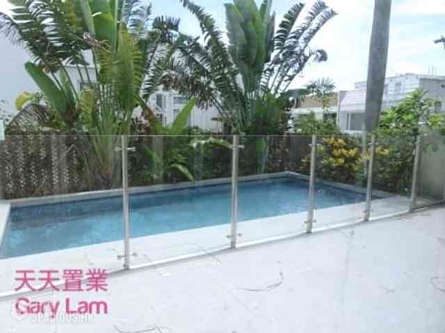 Clear Water Bay - Golden Lake Villa 01