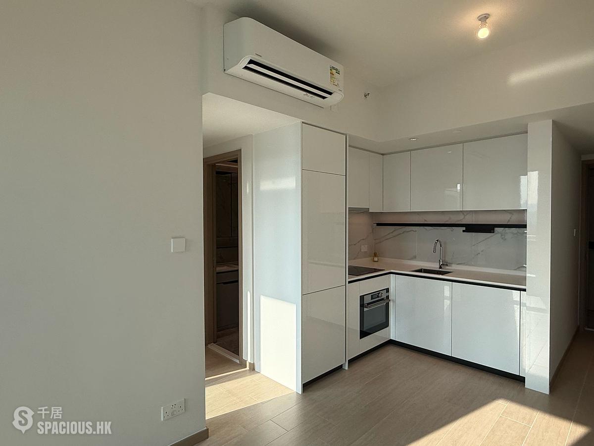 Yau Tong - Chill Residence 01