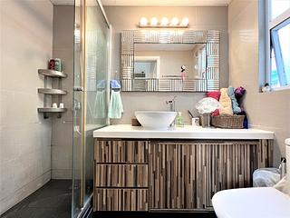 Sai Ying Pun - Comfort Court 06