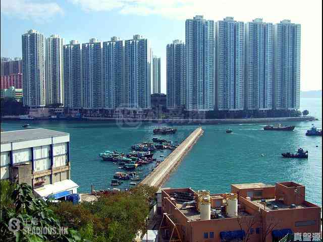 Ap Lei Chau - South Horizons Phase 3 09