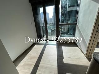 Sai Ying Pun - Two・Artlane 02