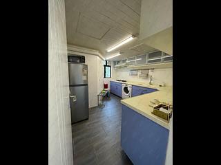 Pok Fu Lam - Baguio Villa Block 25 04