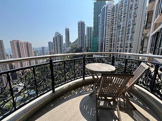 Mid Levels Central - Clovelly Court 02