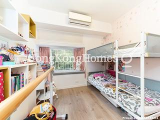 Happy Valley - Ventris Place 08
