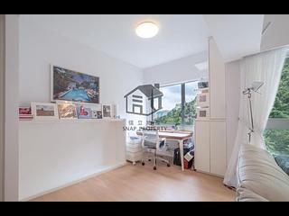 Mid Levels West - Realty Gardens London Court (Block 1) London Court 07