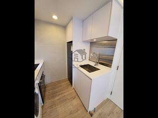 Mid Levels Central - Woodland Court 05