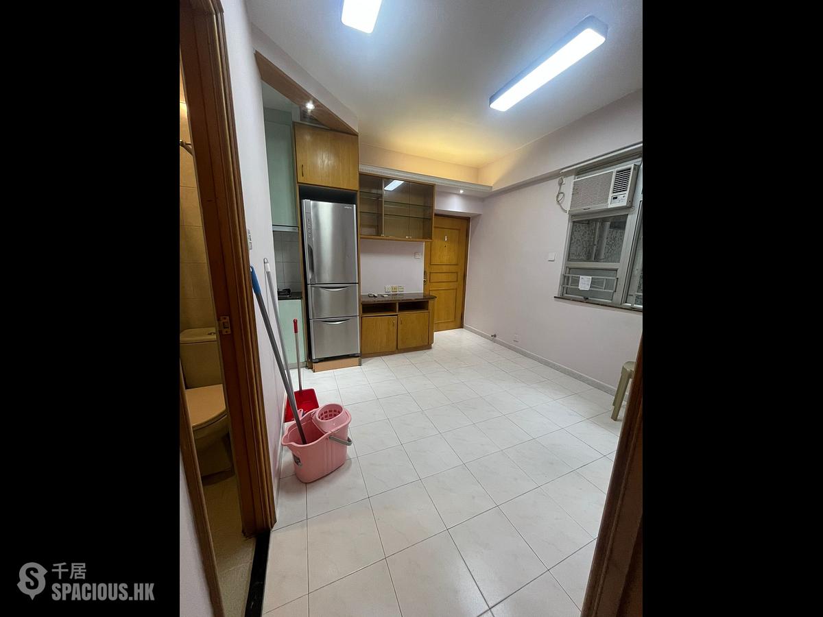 Kennedy Town - Treasure Court 01