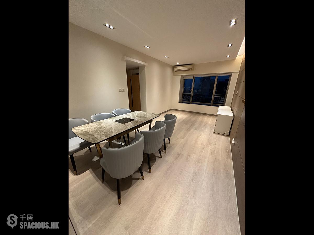 West Kowloon - Sorrento 01