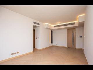 Mid Levels Central - 22A, Kennedy Road 10
