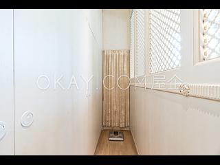 Pok Fu Lam - Villas Sorrento 12