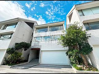 The Peak - Mount Austin Estate 05