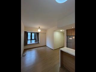 Mid Levels Central - Vantage Park Block 1 06