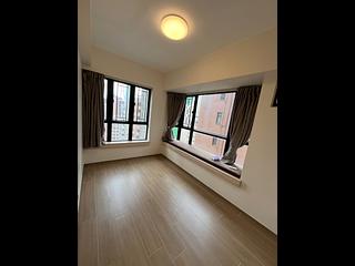 Mid Levels Central - Vantage Park Block 1 10