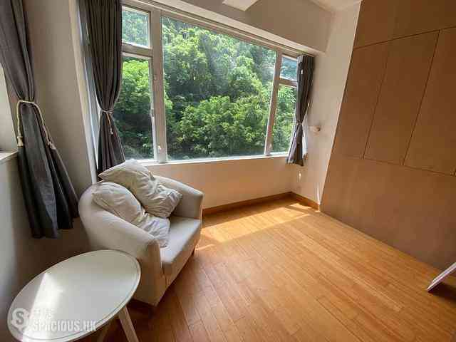 Kennedy Town - Hoi Tao Building 01