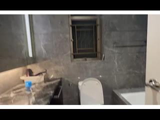 West Kowloon - Sorrento Phase 1 Block 6 08