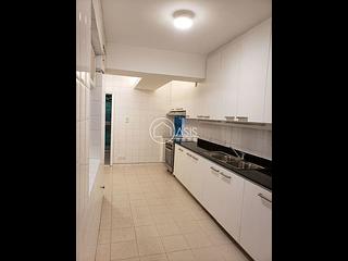 Mid Levels Central - Pine Court 04
