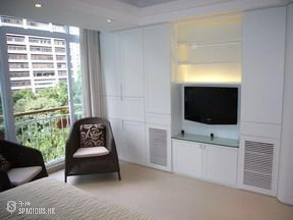 Poho - 236, Hollywood Road 01